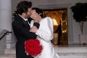 Ο Νίκος Κουρής διέγραψε τις φωτογραφίες του γάμου του με την Έλενα Τοπαλίδου και της έκανε unfollow - εικόνα 2