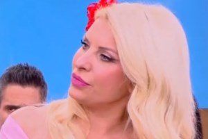 Η Ελένη Μενεγάκη αιφνιδίασε on air τον Δημήτρη Ουγγαρέζο: "Κάνετε παρέα αυτήν την περίοδο με τον Γιώργο Λιάγκα;"