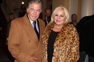 Μπέσσυ Αργυράκη: "Ήταν ένας κούκλος γυναικολόγος - Ότι πήγαιναν εκεί όλες και ο άντρας μου έβλεπε τον εσωτερικό τους κόσμο, με τρέλαινε" - εικόνα 2