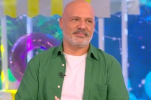 Το σχόλιο της Σοφίας Αλιμπέρτη & η απίθανη απάντηση του Νίκου Μουτσινά "Θα ακολουθήσω το παράδειγμά σου"