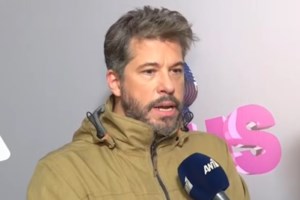 Ο Χάρης Βαρθακούρης απαντά στα σενάρια που τον θέλουν να μπαίνει στο "Survivor" μαζί με την Αντελίνα Βαρθακούρη