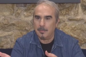 "Ο Βαγγέλης Περρής πήγε στον Λιάγκα που κάποτε είχε πει για εκείνον ότι έκανε καραγκιοζιλίκια" - εικόνα 4