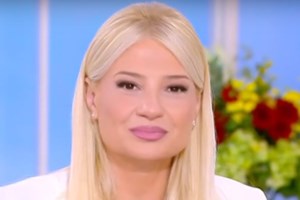 Η Σάννυ Μπαλτζή προς τους ρεπόρτερ: "Πρέπει να είστε πιο ευφάνταστοι, το παρακάνετε" - εικόνα 3
