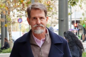 Η έξοδος του Νικόλαου Ντε Γκρες στο κέντρο της Αθήνας χωρίς τη Χρυσή Βαρδινογιάννη - Φωτογραφίες - εικόνα 2