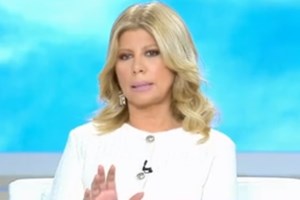 Η Ζήνα Κουτσελίνη ξεκαθαρίζει αν οι "Αλήθειες με τη Ζήνα" αλλάζουν ώρα με τον πιο απολαυστικό τρόπο - εικόνα 2