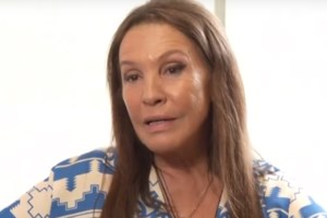 Συγκλονίζει η Βάνα Μπάρμπα: "Τώρα θα είναι η μητέρα μου και η αδελφή μου αγκαλιά"