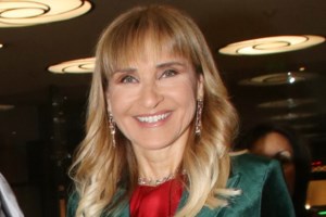 Μάρα Ζαχαρέα: Είχε μια ερωτική απογοήτευση τότε - Της λέω "εγώ θα τον παντρευτώ"