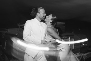 Αδημοσίευτες φωτογραφίες της Ευρυδίκης Βαλαβάνη & του Γρηγόρη Μόργκαν λίγο πριν τον γάμο τους στην Κρήτη - εικόνα 4