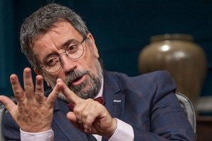 Στην υγειά μας ρε παιδιά | Έτσι θα κάνει φινάλε στον ΣΚΑΪ ο Σπύρος Παπαδόπουλος - εικόνα 2