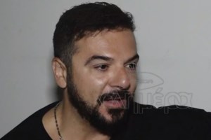 Ο Τριαντάφυλλος "καρφώνει" και πάλι τον Νίκο Μουτσινά: "Τελειώσαμε τώρα; Και αν θες τώρα κράξε στην εκπομπή σου και φιλάκια"