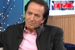 Πασχάλης: "Κάποια στιγμή ένας παρουσιαστής με έριξε από τη σκηνή. Ένιωσα ότι τελειώνω, ότι θα με διαμελίσουν"