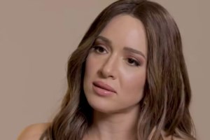 Η σπάνια φωτογραφία της Καλομοίρας αγκαλιά με την πεθερά της από το οικογενειακό τραπέζι του Πάσχα