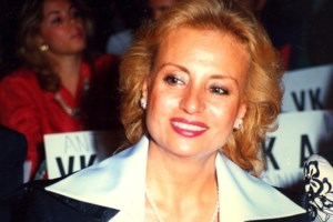 Η απάντηση της Πόπης Δομάζου μετά την αιχμηρή ανάρτηση των αδελφών της