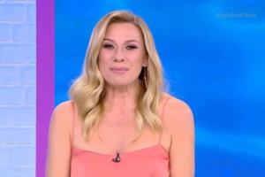 Κατερίνα Καραβάτου: "Μέχρι να συναντηθώ με τον τον Κρατερό δεν είχα υπόψιν να κάνω παιδιά"