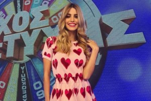 Η Βάλια Χατζηθεοδώρου "εισέβαλε" στο "Καλό Μεσημεράκι" & έκανε τον Πέτρο να "κοκκινίσει"