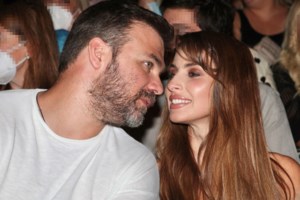 Ο Γιώργος Σαμπάνης αποκάλυψε τη τεράστια επιτυχία του που προοριζόταν για την Ελευθερία Αρβανιτάκη - εικόνα 2