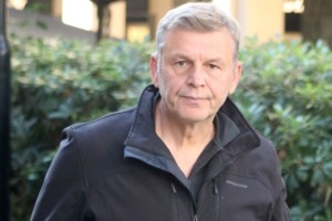 Απόστολος Γκλέτσος: "Επί μνημονίου ως Δήμαρχος έπαιρνα 3.500 ευρώ και έπεσα στα 1.400" - εικόνα 2