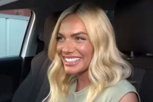 "Πάγωσε" η Ελένη Μενεγάκη με την ατάκα συνεργάτιδας της: "Μην τα πεις αυτά, πάμε σε διαφημίσεις!"