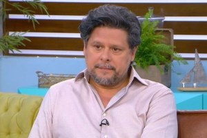 Η πρώτη δημόσια εμφάνιση του Λευτέρη Χαρίτου με τη νέα του σύντροφο - εικόνα 3