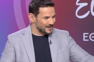 Δάκρυσε ο Ανδρέας Μικρούτσικος: "Πάντα την πατάω… Είναι μια αδυναμία μου"