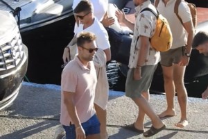 Στέφανος Κασσελάκης: "Φωτό από τις πολυήμερες χλιδάτες διακοπές μου στη Μύκονο" - εικόνα 2