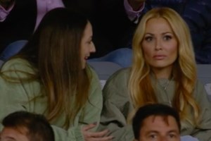 Η βράβευση του Φώτη Ιωαννίδη & η τρυφερή αφιέρωση στην Ελένη Βουλγαράκη: "Τι έχει ακούσει κι αυτή;"