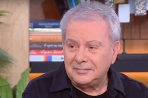 Αποσύρεται ο Μανώλης Μητσιάς από τη μουσική;