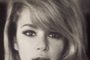 "Η Αλίκη Βουγιουκλάκη δεν ήθελε να μεγαλώσει και έκανε περίεργες ενέσεις με κύτταρα ζώων που τελικά τις έκαναν κακό" - εικόνα 3