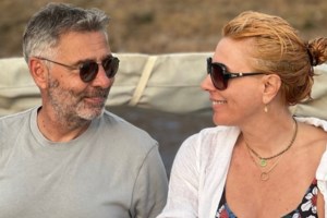 Οι "all star" φωτογραφίες από τα γενέθλια της Σμαράγδας Καρύδη