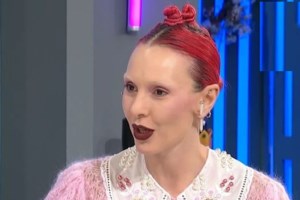 Τάμτα: Μου γράφουν "Πως είσαι έτσι; Που είναι τα φρύδια σου, φρικιό;" και τα κατανοώ - εικόνα 3