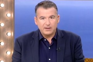 Ελένη Μενεγάκη: "Κάθε μέρα βγαίνει και κάτι καινούργιο να μας γρατζουνάει την καρδιά"