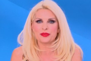 Ελένη Μενεγάκη σε Δημήτρη Ουγγαρέζο: "Τώρα περίμενες να μας το πεις, στο παρά πέντε;"