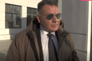 Η Μαίρη Συνατσάκη απαντά στον Αλέξη Κούγια: "Δηλώνω μη φυσιολογική, ανύπαντρη, χωρίς οικογένεια, ανεπάγγελτη επαγγελματίας ομοφυλόφιλη" - εικόνα 2