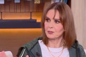 Κάτια Δανδουλάκη: "Οι γυναίκες διαλέγουν τον γιατρό τους - Εγώ πήρα από τον μπαμπά μου" - εικόνα 3