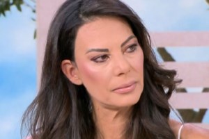 Σίσσυ Χρηστίδου: "Σ' αυτό που λέει για τη συγγνώμη μπορώ να την καταλάβω. Έχουμε ανάγκη να την προσδοκούμε"