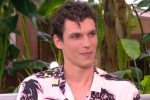 Βασίλης Μίχας: "Αν είχα καταγωγή από την Ελβετία ή την Γαλλία, δεν ξέρω αν θα γινόταν τόσο θέμα" - εικόνα 2