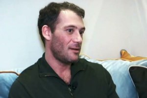 Αντίνοος Αλμπάνης: "Ακούγοντας τον Βαλάντη να λέει στην Ευρυδίκη Παπαδοπούλου για την αρρώστια της έβαλα τα κλάματα. Ήταν απάνθρωπο" - εικόνα 2