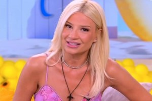 Πρεμιέρα για το "Summer's Cool" - Η παρέμβαση της Φαίης Σκορδά