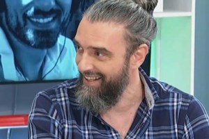 Συγκινεί ο Σωτήρης Τσαφούλιας για τη Μαίρη Χρονοπούλου: "Δεν έβλεπε σχεδόν καθόλου, εάν δεν πήγαινες πολύ κοντά"