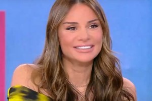 Εξοργισμένη η Ελένη Τσολάκη: "Είναι τόσο οπισθοδρομικά και παλιακά αυτά που λες" - εικόνα 4