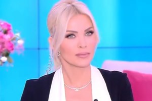 Η πρώτη on air αναφορά της Κατερίνας Καινούργιου στον σύντροφό της, Παναγιώτη Κουτσουμπή: "Δεν παντρεύτηκα ακόμα" - εικόνα 3