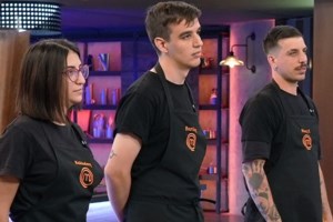 MasterChef | Ο Βασίλης Μπόλλος αναιρεί όσα έχει πει για τον Δημήτρη Ταϊρίδη: "Εγώ τον συμπαθώ. Έχει καρδιά μικρού παιδιού"