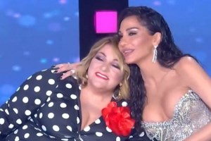 Δέσποινα Βανδή: "Ούτε τότε ήθελα να παντρευτώ - Αυτό είναι το ωραιότερο δώρο που έχω κάνει στον εαυτό μου" - εικόνα 2