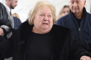 Πλήθος κόσμου στο τελευταίο "αντίο" στον Ιάσονα Τριανταφυλλίδη