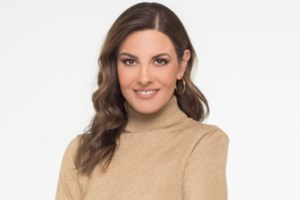 Η Φαίη Μαυραγάνη στον ΑΝΤ1 - Το πρώτο πλάνο από το Στούντιο με Θέα"