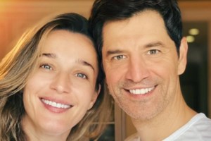 Η Κάτια Ζυγούλη σε χαλαρές στιγμές στη Σχοινούσα