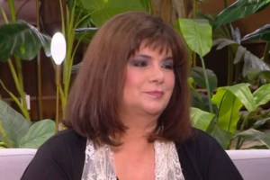 Βάσια Παναγοπούλου: "Έμαθα ότι πέθανε ο πατέρας μου όταν βρήκα κολλημένο σε μια κολώνα το κηδειόχαρτο" - εικόνα 2