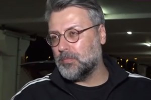 Χείμαρρος ο Γιάννης Καλλιάνος: "Έκοψαν το δάχτυλο του πατέρα μου σε απλό δωμάτιο, χωρίς την απαραίτητη προετοιμασία"