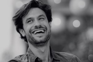 Σπάνια βραδινή εμφάνιση του Ορφέα Αυγουστίδη με τη σύζυγό του, Γεωργία Κρασσά - εικόνα 3