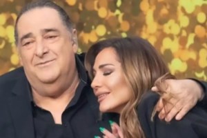 "Λύγισε" η Δέσποινα Βανδή με το αφιέρωμα στον Βασίλη Καρρά